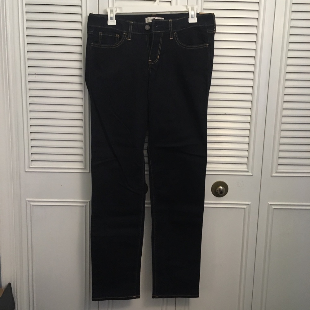 NWT HOLLISTER Dark Wash Blue Jeans